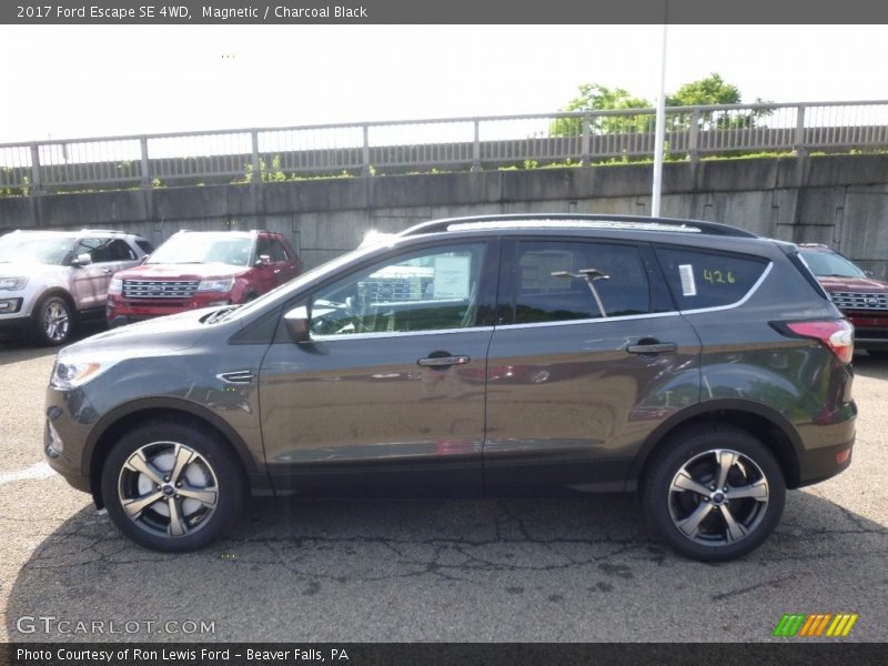 Magnetic / Charcoal Black 2017 Ford Escape SE 4WD