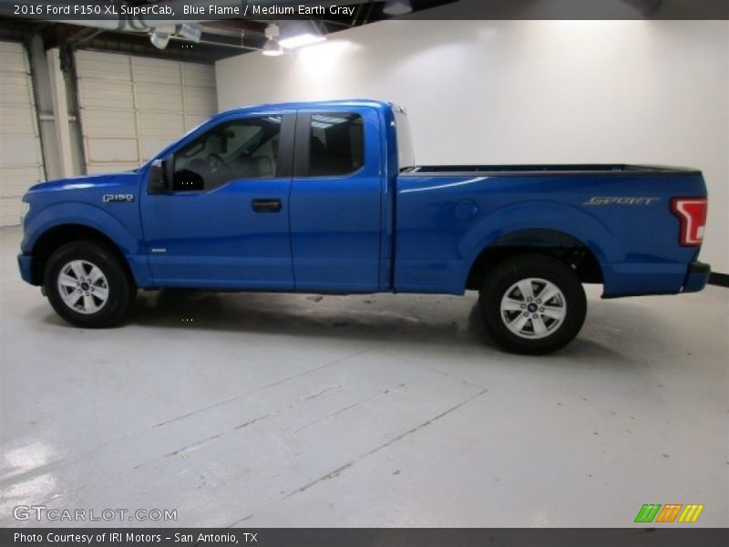 Blue Flame / Medium Earth Gray 2016 Ford F150 XL SuperCab