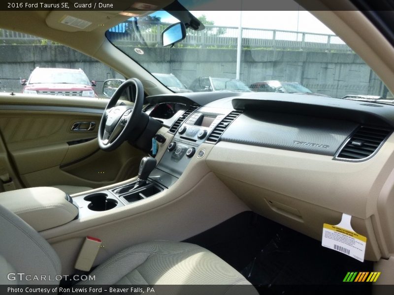 Guard / Dune 2016 Ford Taurus SE