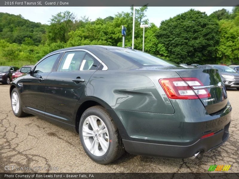 Guard / Dune 2016 Ford Taurus SE