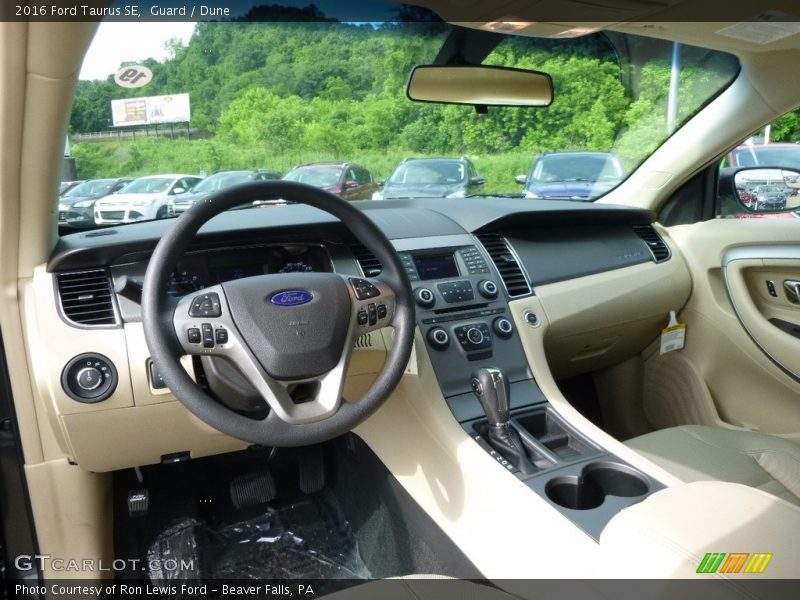 Guard / Dune 2016 Ford Taurus SE