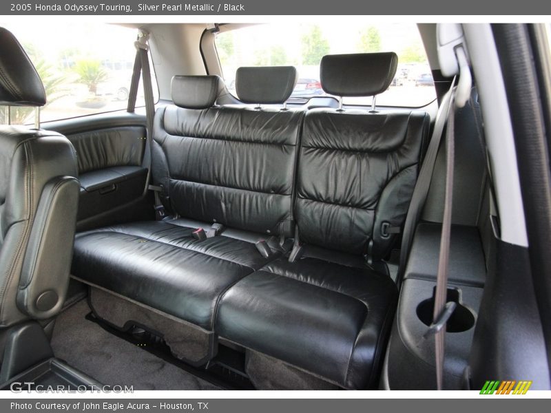 Silver Pearl Metallic / Black 2005 Honda Odyssey Touring
