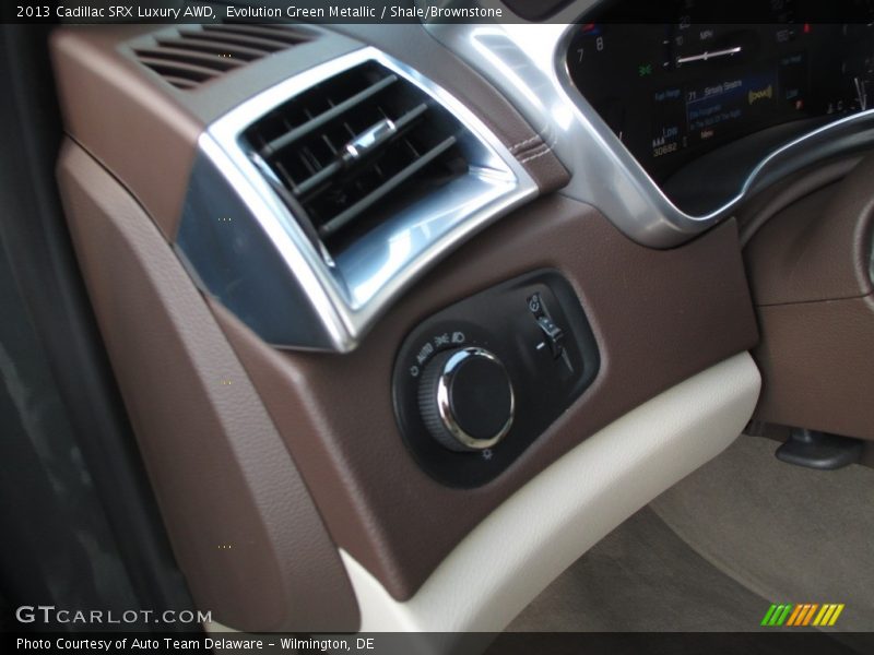 Evolution Green Metallic / Shale/Brownstone 2013 Cadillac SRX Luxury AWD