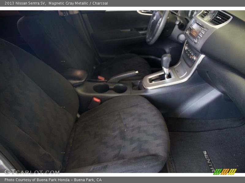 Magnetic Gray Metallic / Charcoal 2013 Nissan Sentra SV