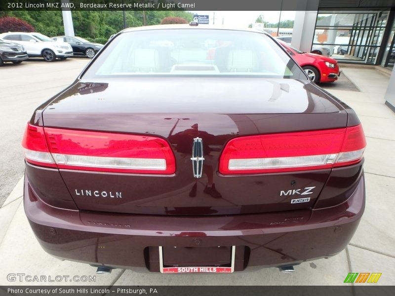 Bordeaux Reserve Metallic / Light Camel 2012 Lincoln MKZ AWD