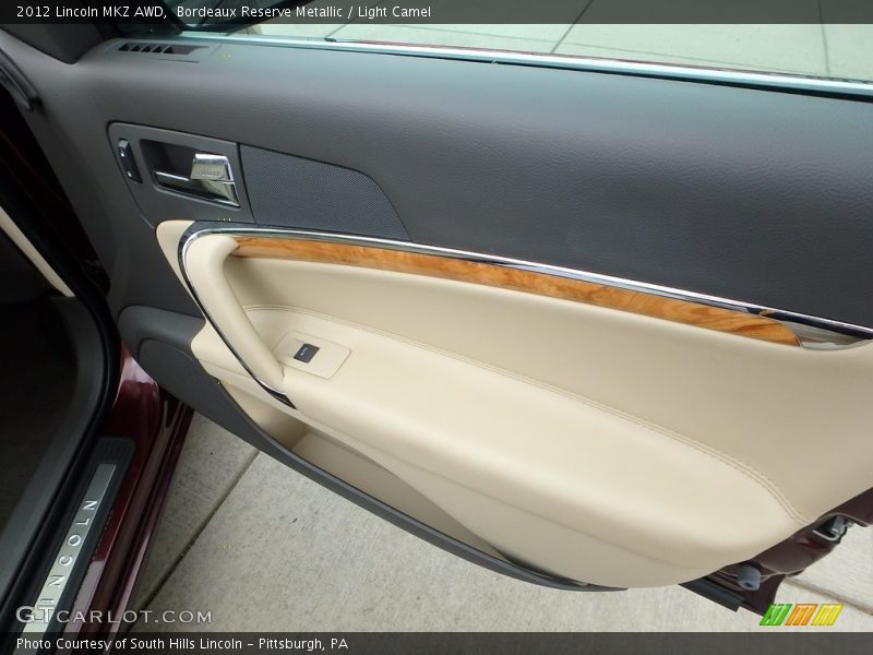 Bordeaux Reserve Metallic / Light Camel 2012 Lincoln MKZ AWD
