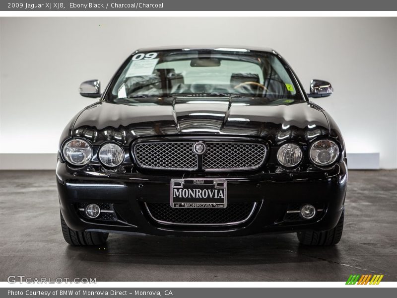 Ebony Black / Charcoal/Charcoal 2009 Jaguar XJ XJ8