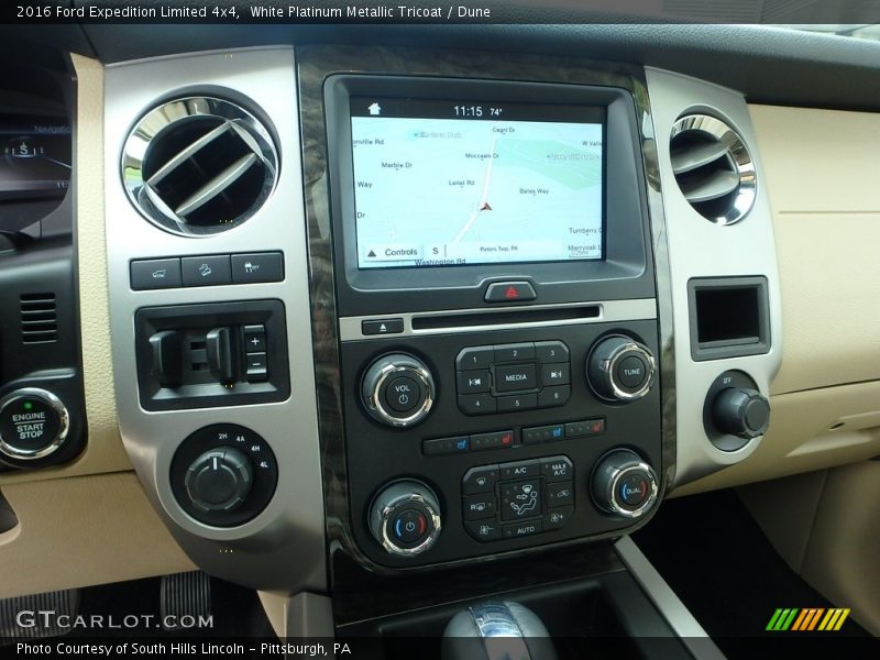 White Platinum Metallic Tricoat / Dune 2016 Ford Expedition Limited 4x4