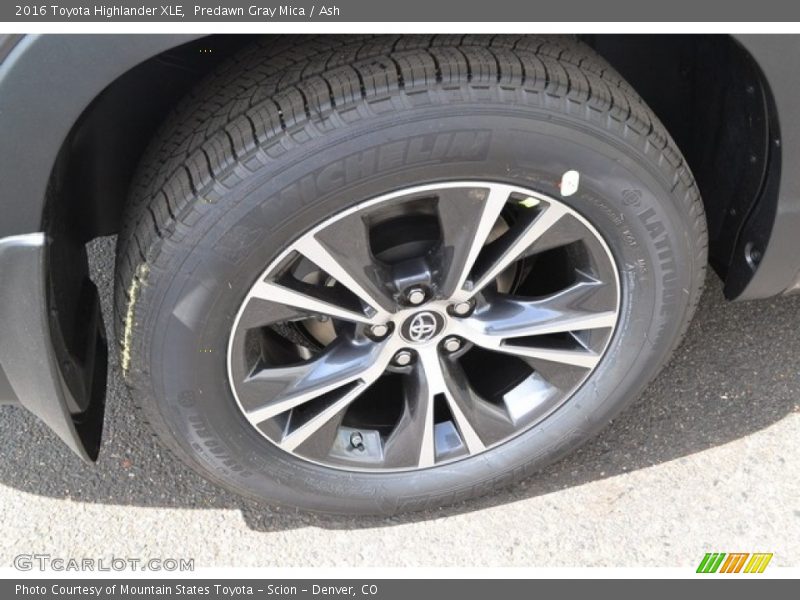 Predawn Gray Mica / Ash 2016 Toyota Highlander XLE