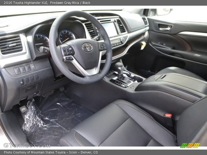 Predawn Gray Mica / Black 2016 Toyota Highlander XLE