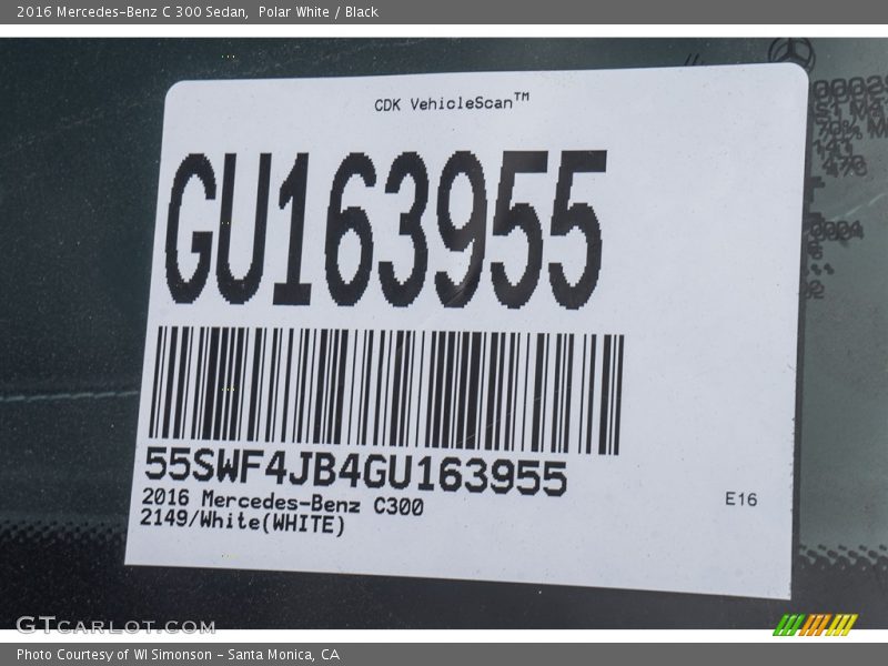 Polar White / Black 2016 Mercedes-Benz C 300 Sedan