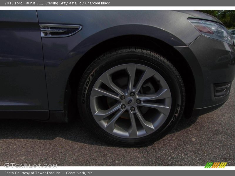 Sterling Gray Metallic / Charcoal Black 2013 Ford Taurus SEL