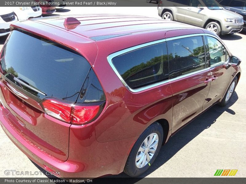 Velvet Red Pearl / Black/Alloy 2017 Chrysler Pacifica Touring