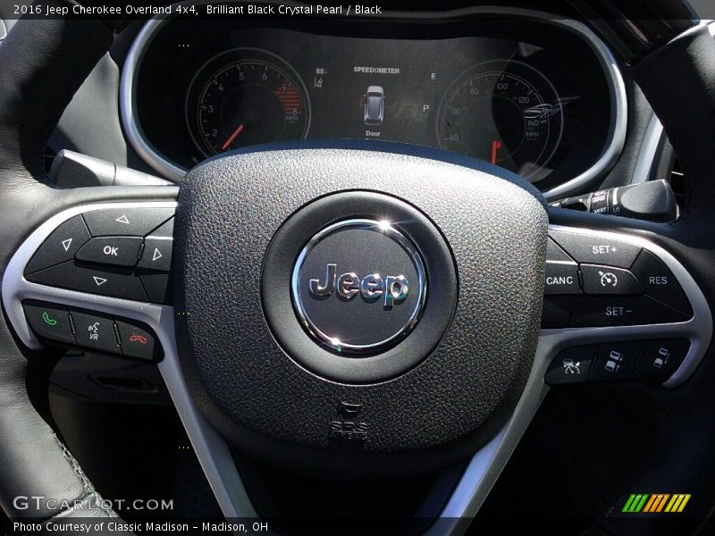 Brilliant Black Crystal Pearl / Black 2016 Jeep Cherokee Overland 4x4
