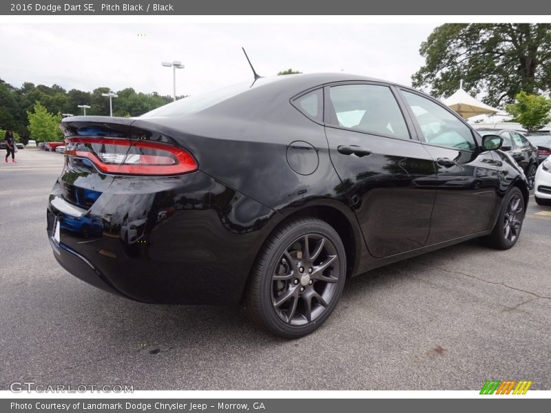 Pitch Black / Black 2016 Dodge Dart SE