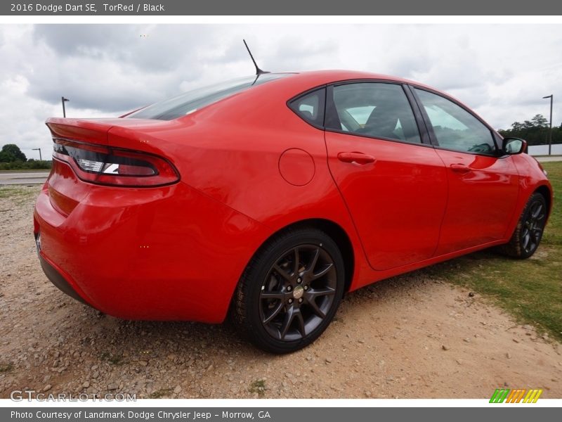 TorRed / Black 2016 Dodge Dart SE