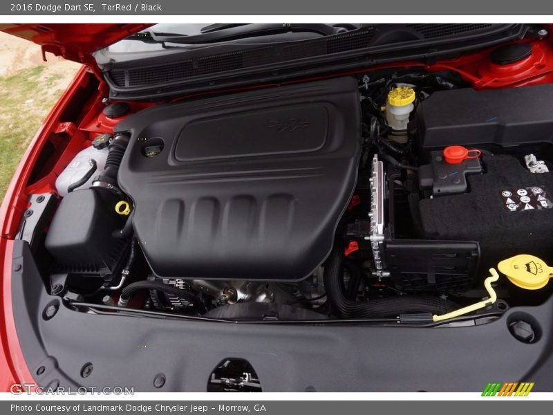 TorRed / Black 2016 Dodge Dart SE