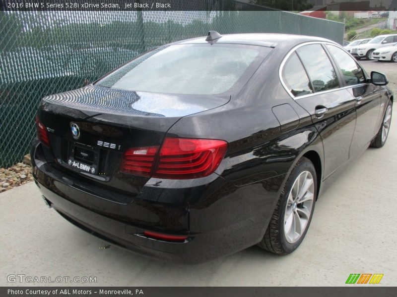 Jet Black / Black 2016 BMW 5 Series 528i xDrive Sedan