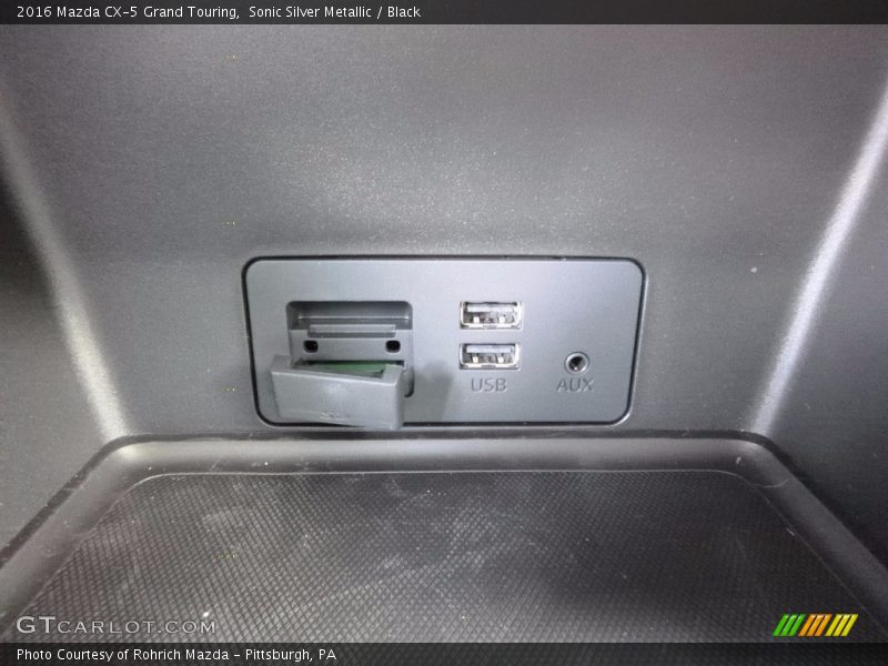 Sonic Silver Metallic / Black 2016 Mazda CX-5 Grand Touring