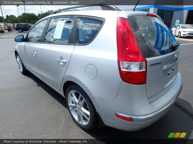 Quicksilver / Black 2010 Hyundai Elantra Touring SE