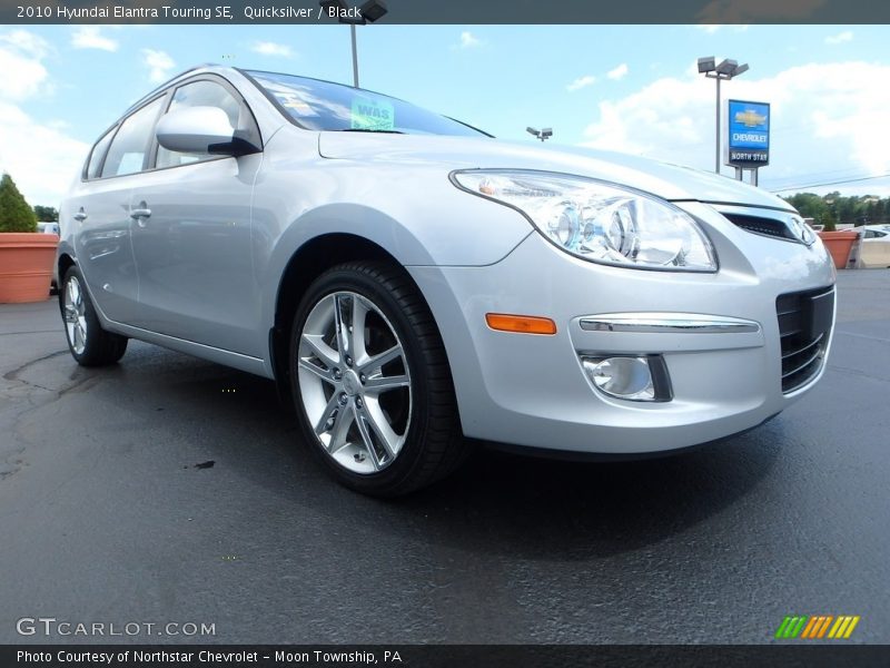 Quicksilver / Black 2010 Hyundai Elantra Touring SE