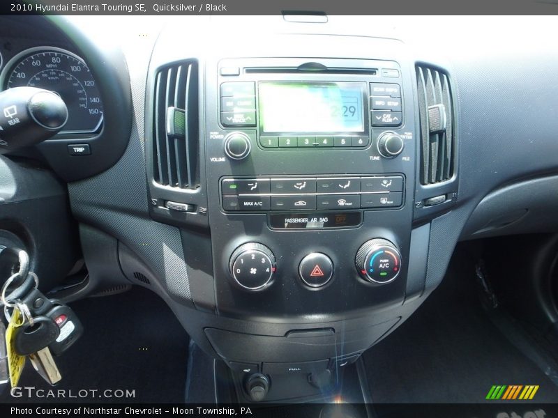 Quicksilver / Black 2010 Hyundai Elantra Touring SE
