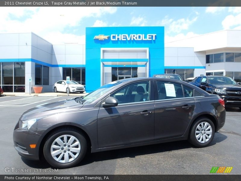 Taupe Gray Metallic / Jet Black/Medium Titanium 2011 Chevrolet Cruze LS