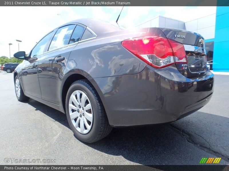 Taupe Gray Metallic / Jet Black/Medium Titanium 2011 Chevrolet Cruze LS