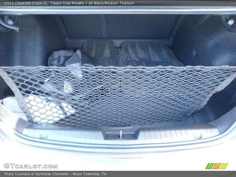 Taupe Gray Metallic / Jet Black/Medium Titanium 2011 Chevrolet Cruze LS