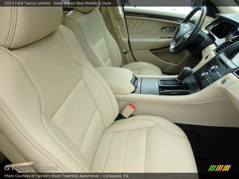 Deep Impact Blue Metallic / Dune 2015 Ford Taurus Limited