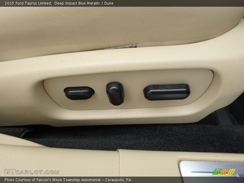 Deep Impact Blue Metallic / Dune 2015 Ford Taurus Limited