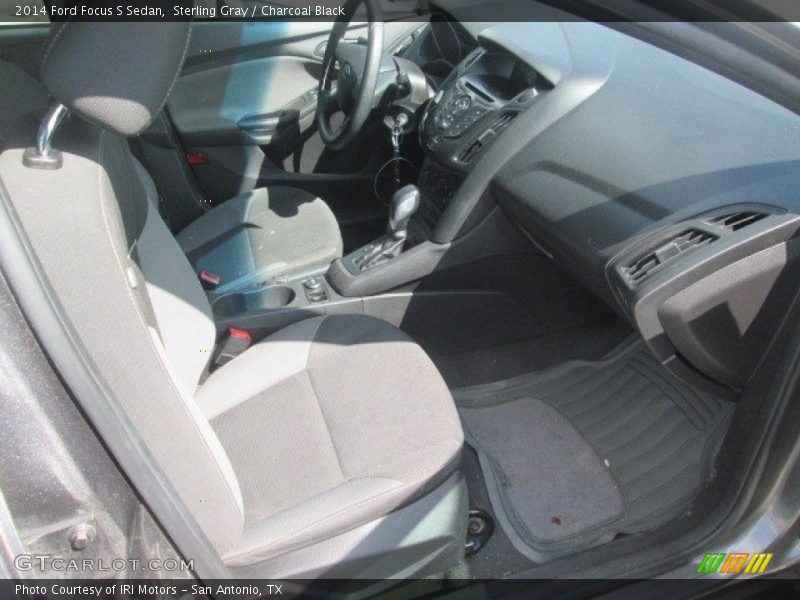 Sterling Gray / Charcoal Black 2014 Ford Focus S Sedan