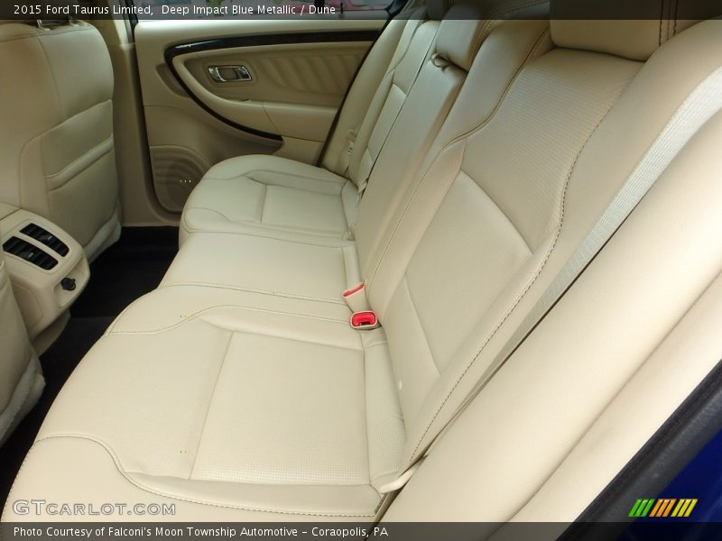 Deep Impact Blue Metallic / Dune 2015 Ford Taurus Limited