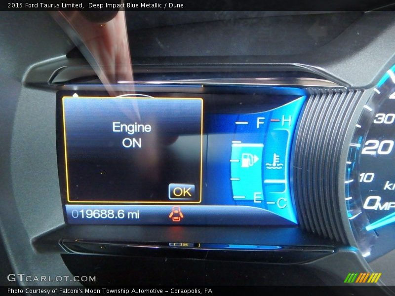 Deep Impact Blue Metallic / Dune 2015 Ford Taurus Limited