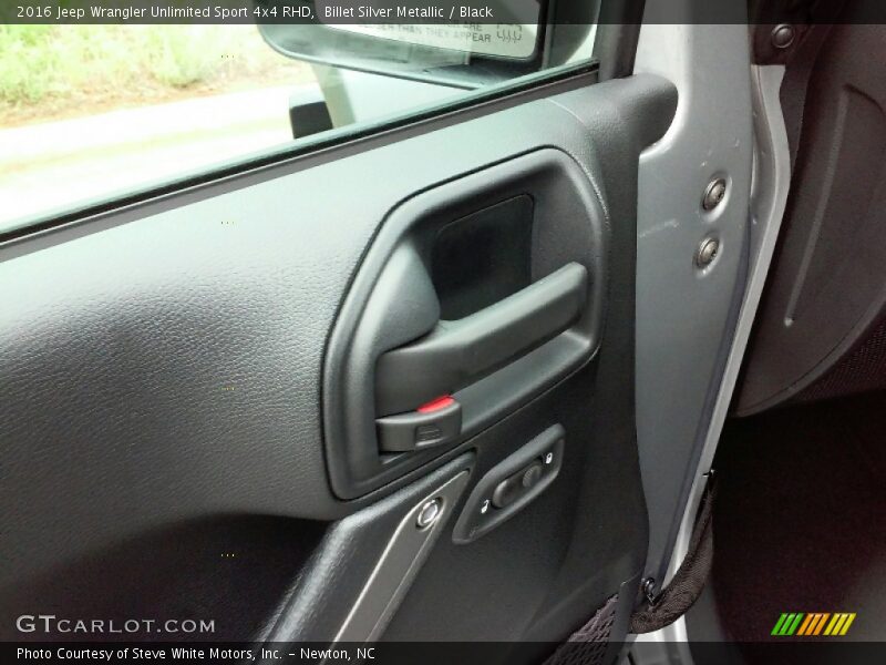 Billet Silver Metallic / Black 2016 Jeep Wrangler Unlimited Sport 4x4 RHD