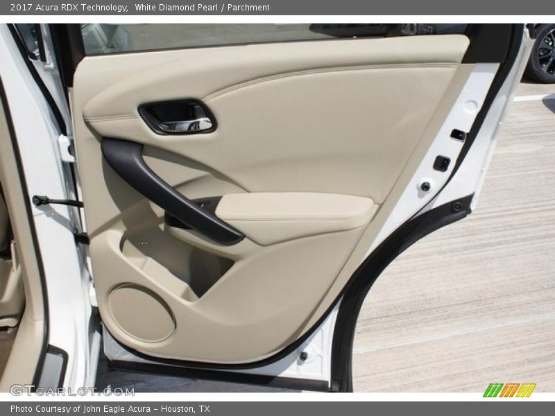 White Diamond Pearl / Parchment 2017 Acura RDX Technology