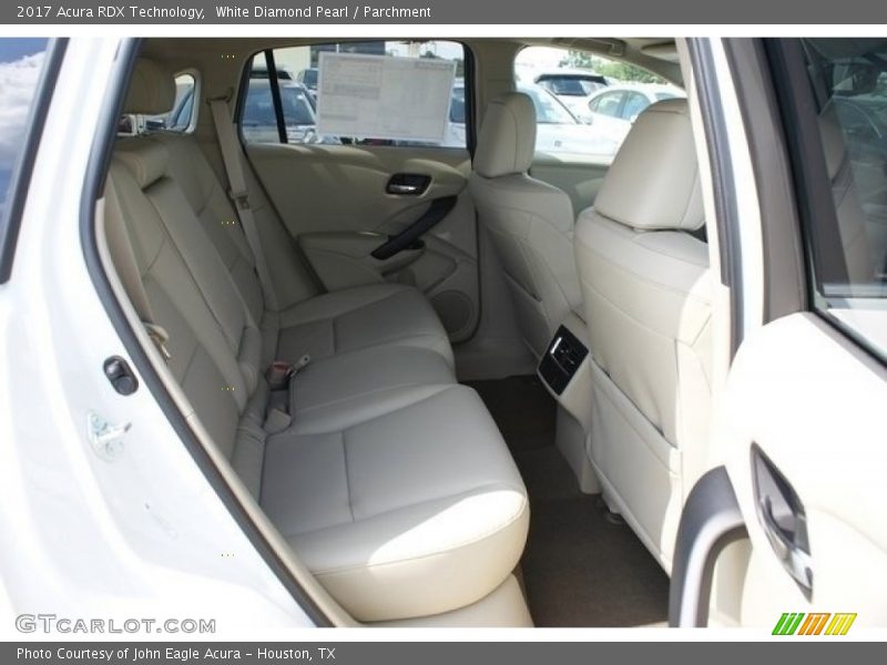 White Diamond Pearl / Parchment 2017 Acura RDX Technology