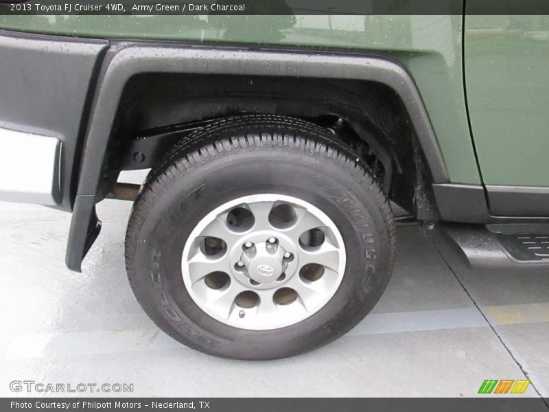 Army Green / Dark Charcoal 2013 Toyota FJ Cruiser 4WD