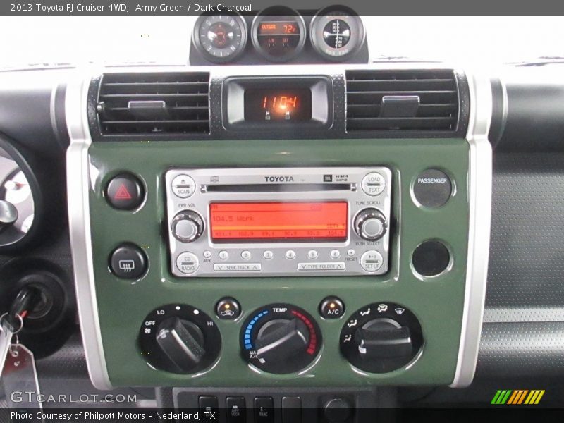Army Green / Dark Charcoal 2013 Toyota FJ Cruiser 4WD