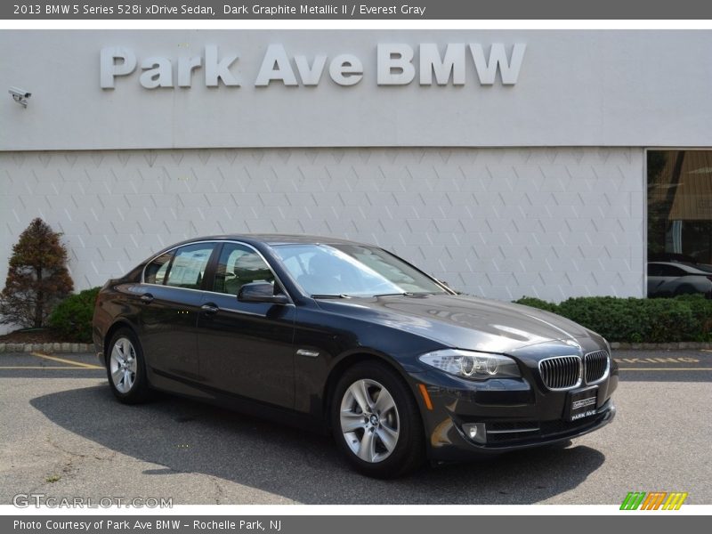 Dark Graphite Metallic II / Everest Gray 2013 BMW 5 Series 528i xDrive Sedan