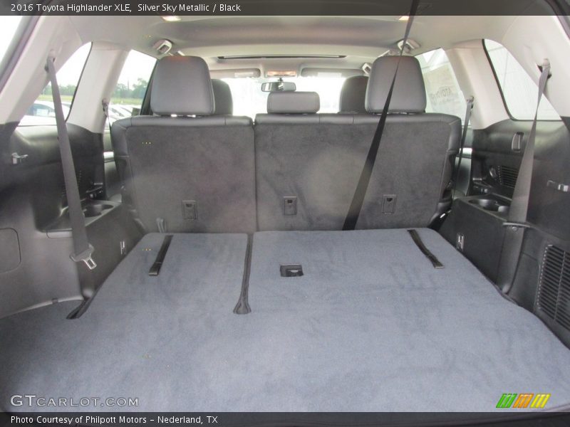 Silver Sky Metallic / Black 2016 Toyota Highlander XLE