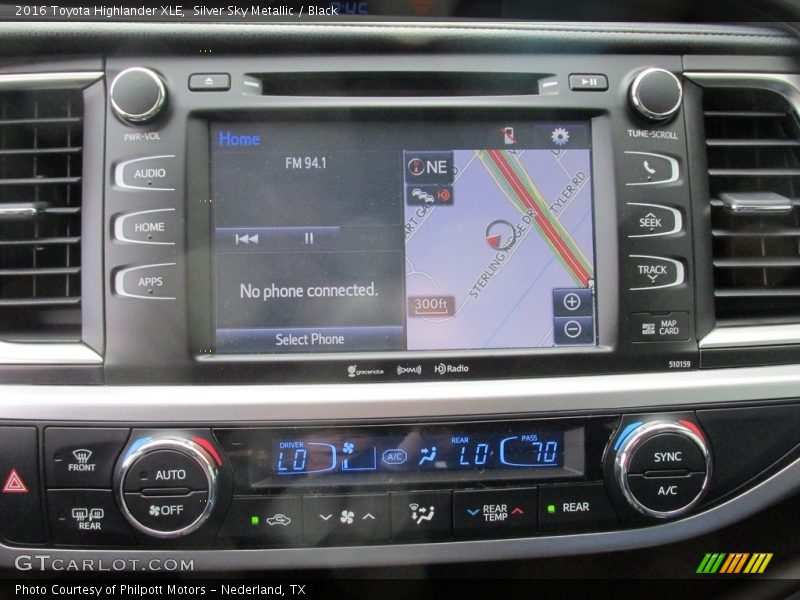 Silver Sky Metallic / Black 2016 Toyota Highlander XLE