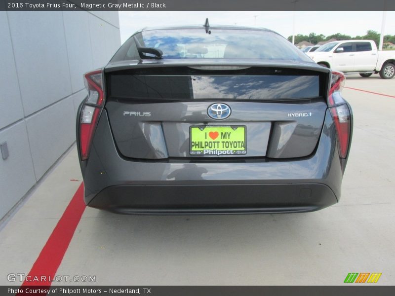 Magnetic Gray Metallic / Black 2016 Toyota Prius Four