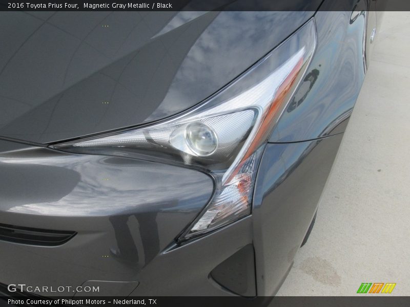 Magnetic Gray Metallic / Black 2016 Toyota Prius Four