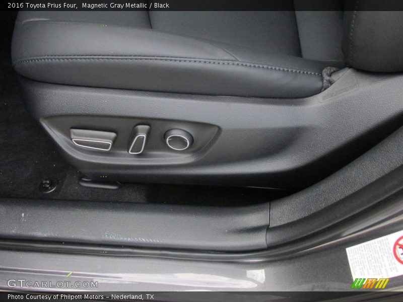 Magnetic Gray Metallic / Black 2016 Toyota Prius Four