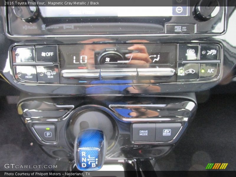 Magnetic Gray Metallic / Black 2016 Toyota Prius Four