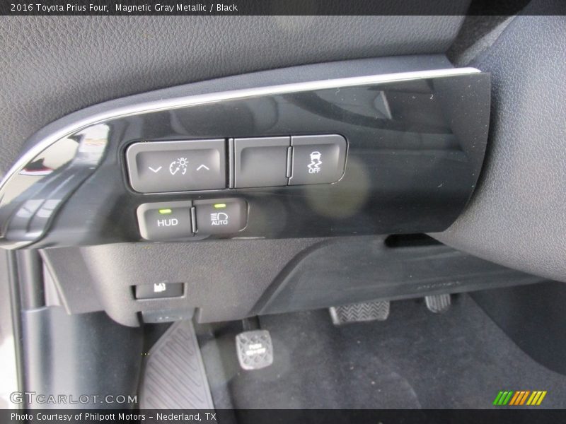 Magnetic Gray Metallic / Black 2016 Toyota Prius Four