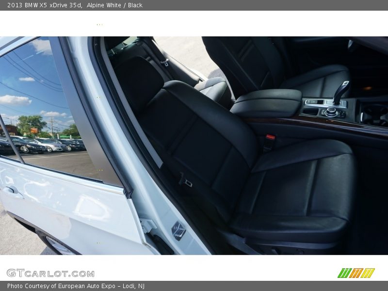 Alpine White / Black 2013 BMW X5 xDrive 35d