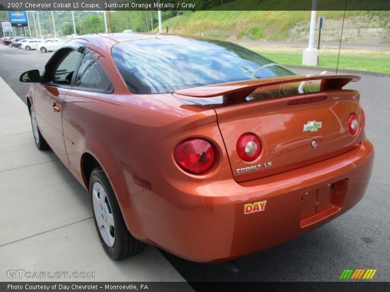 Sunburst Orange Metallic / Gray 2007 Chevrolet Cobalt LS Coupe