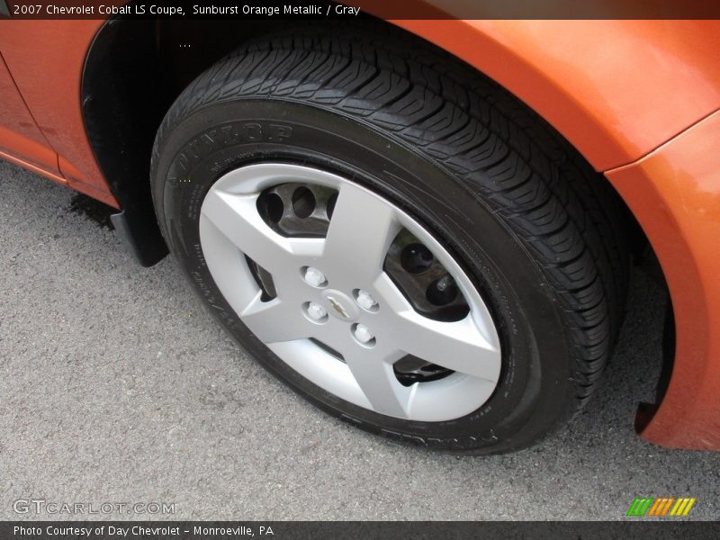 Sunburst Orange Metallic / Gray 2007 Chevrolet Cobalt LS Coupe